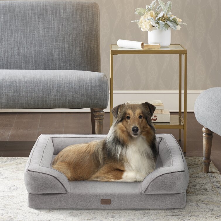 Large dog on sale bed with bolster